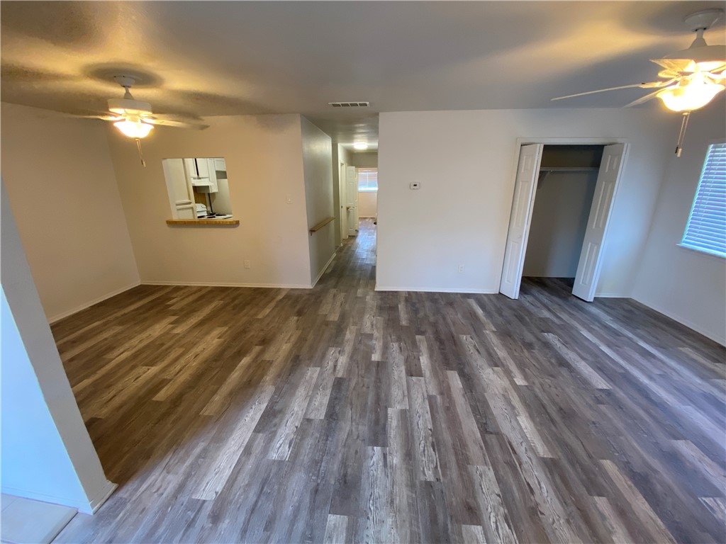 313 Easy Street, Unit B Corpus Christi, TX 78418 - Photo 2 of 16