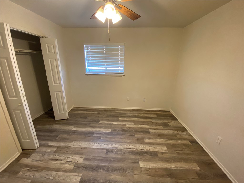 313 Easy Street, Unit B Corpus Christi, TX 78418 - Photo 8 of 16
