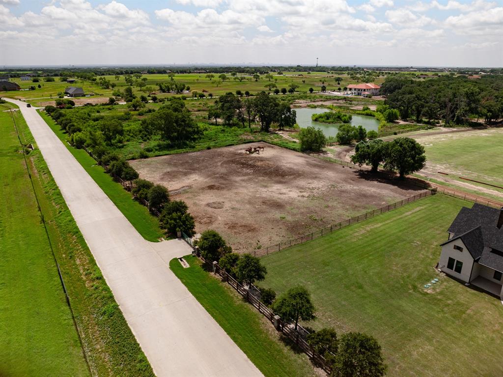 311 Martingale Trail Oak Point, TX 75068 - Photo 12 of 33