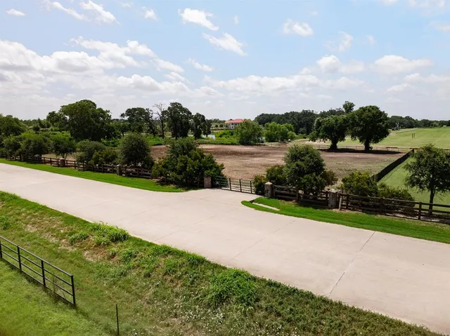 $475,000 | 311 Martingale Trail, Oak Point, TX 75068