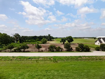 $475,000 | 311 Martingale Trail, Oak Point, TX 75068