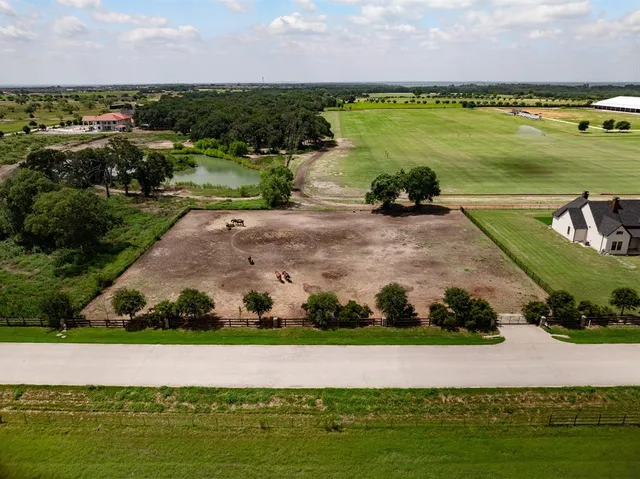 $475,000 | 311 Martingale Trail, Oak Point, TX 75068