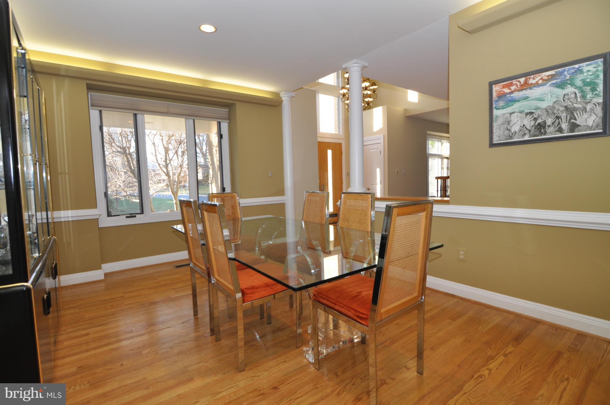 6120 Plainview Road Bethesda, MD 20817 - Photo 3 of 24 Dining Room