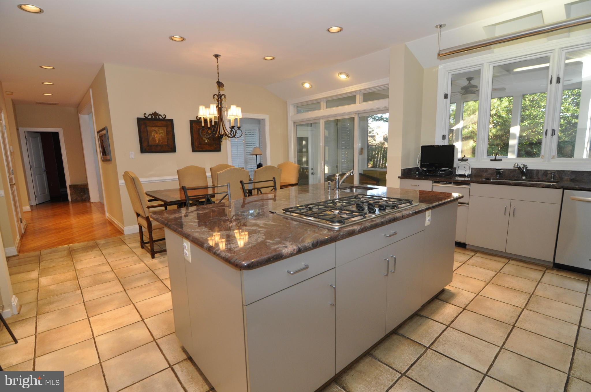 6120 Plainview Road Bethesda, MD 20817 - Photo 8 of 24 Kitchen