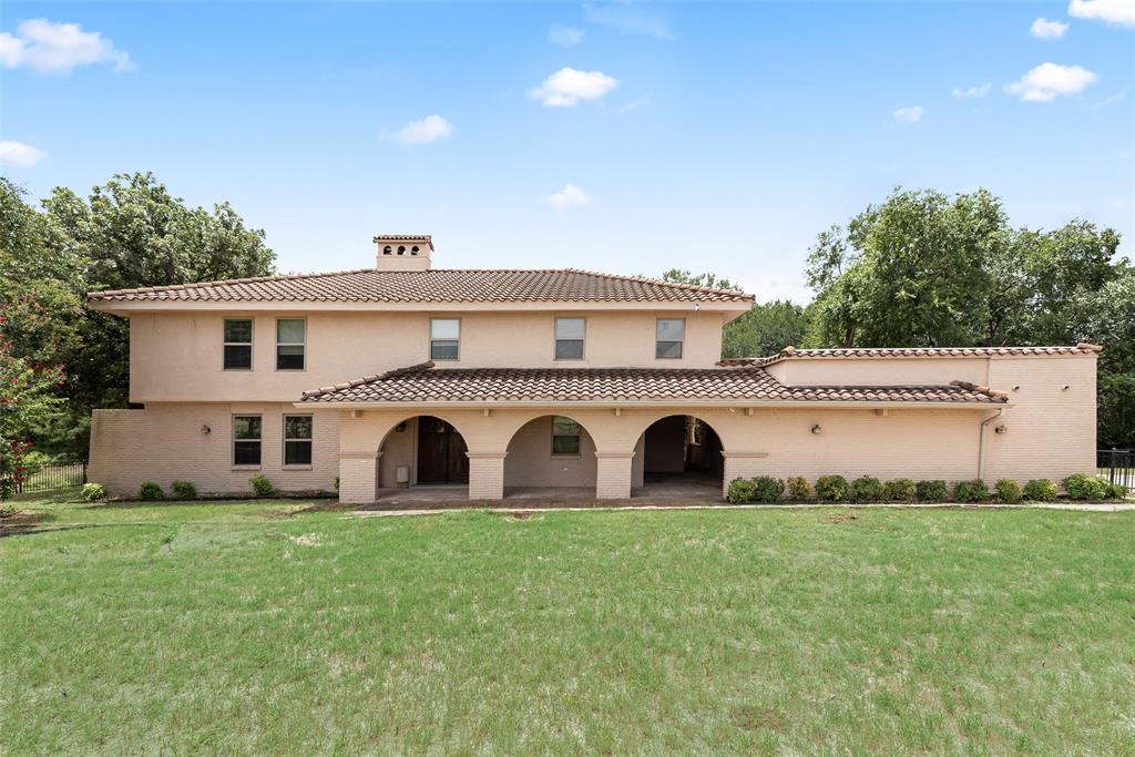 7220 Shiloh Road Midlothian, TX 76065 - Photo 5 of 40 Another angle of the front of the home