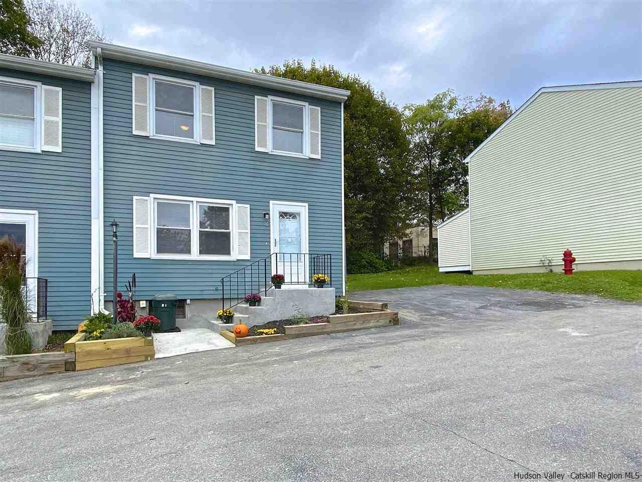 96 Rinaldi Boulevard Poughkeepsie, NY 12601 - Photo 1 of 23