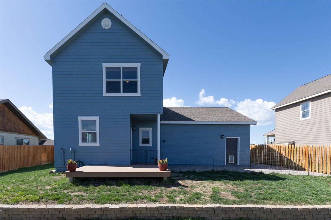 324 Little Bend Road Hayden, CO 81639 - Photo 13 of 35 a front view of a house with a yard