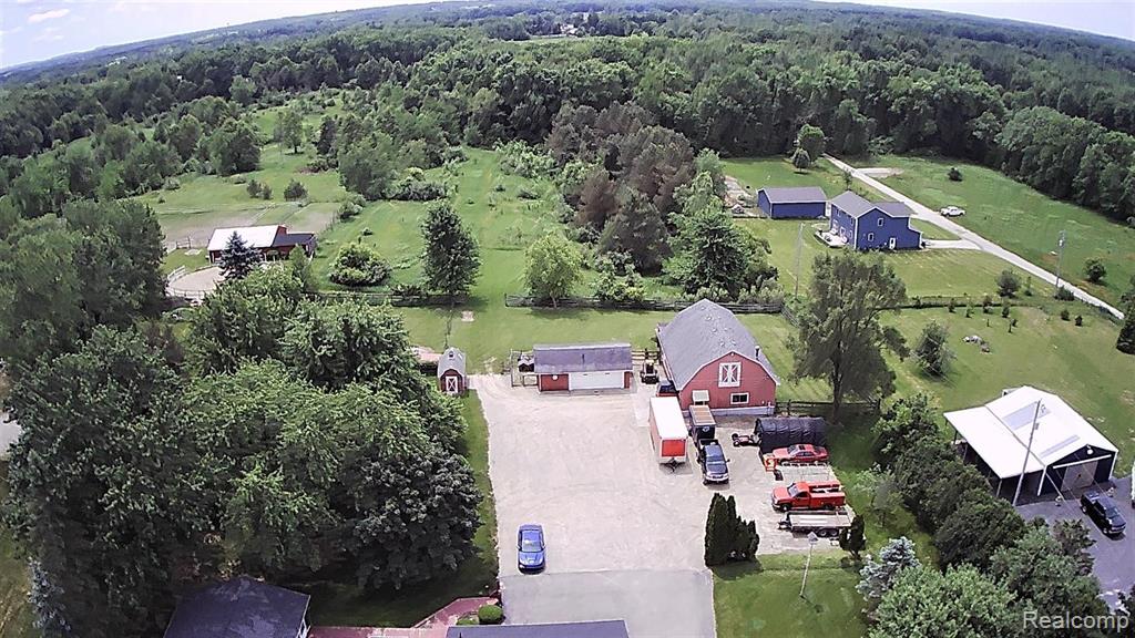 8320 Allen Road Fenton, MI 48430 - Photo 54 of 66