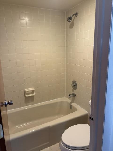 422 Southwest 9th Street, Unit 6 Boca Raton, FL 33432 - Photo 8 of 12 IMG_2767