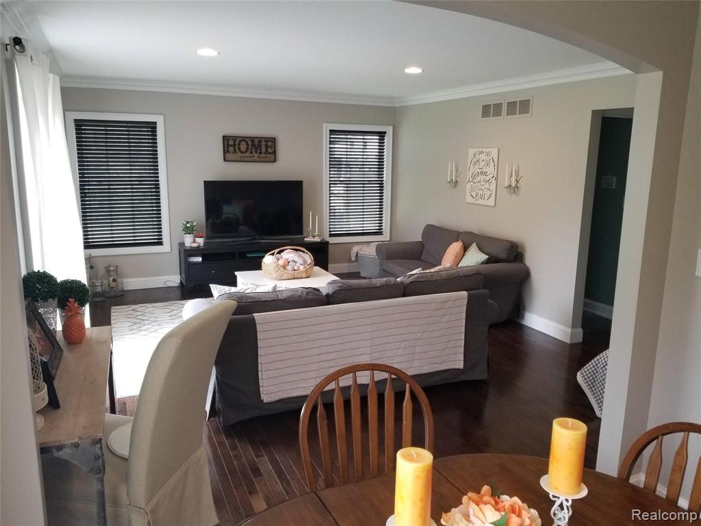 16247 Inkster Road Taylor, MI 48180 - Photo 6 of 25