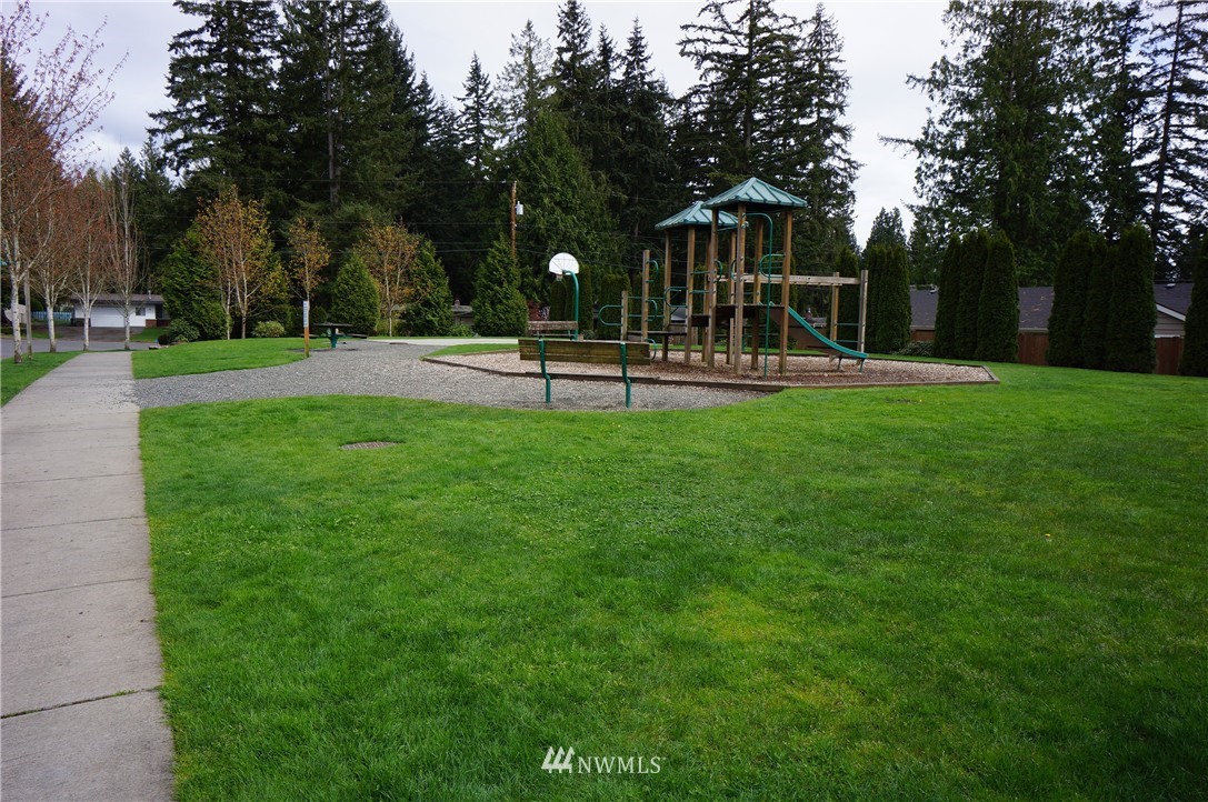 127 197th Street Southwest Bothell, WA 98012 - Photo 13 of 14