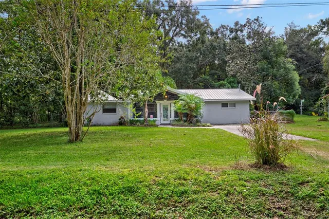 $295,000 | 304 Lincoln Avenue, Brooksville, FL 34604