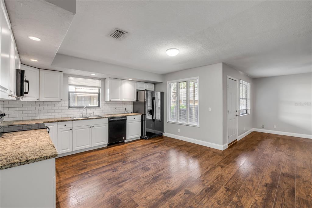 3656 Jackson Street, Unit 11 Port Orange, FL 32129 - Photo 7 of 20