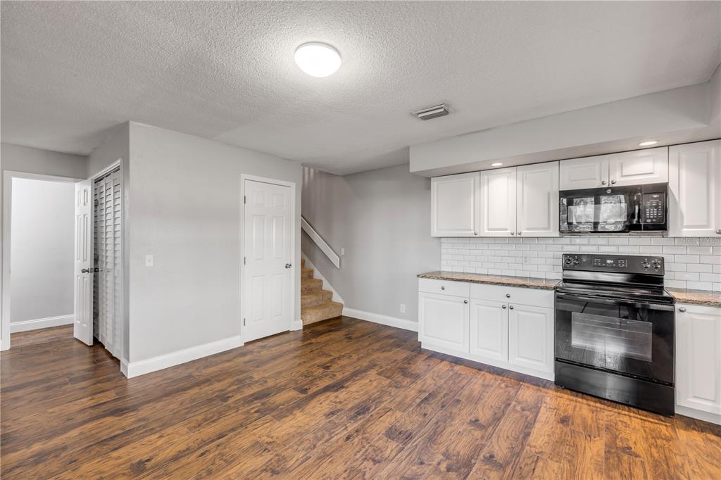 3656 Jackson Street, Unit 11 Port Orange, FL 32129 - Photo 8 of 20