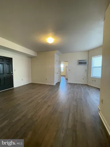 $1,100 | 255 South Potomac Street, Unit 2, Hagerstown, MD 21740