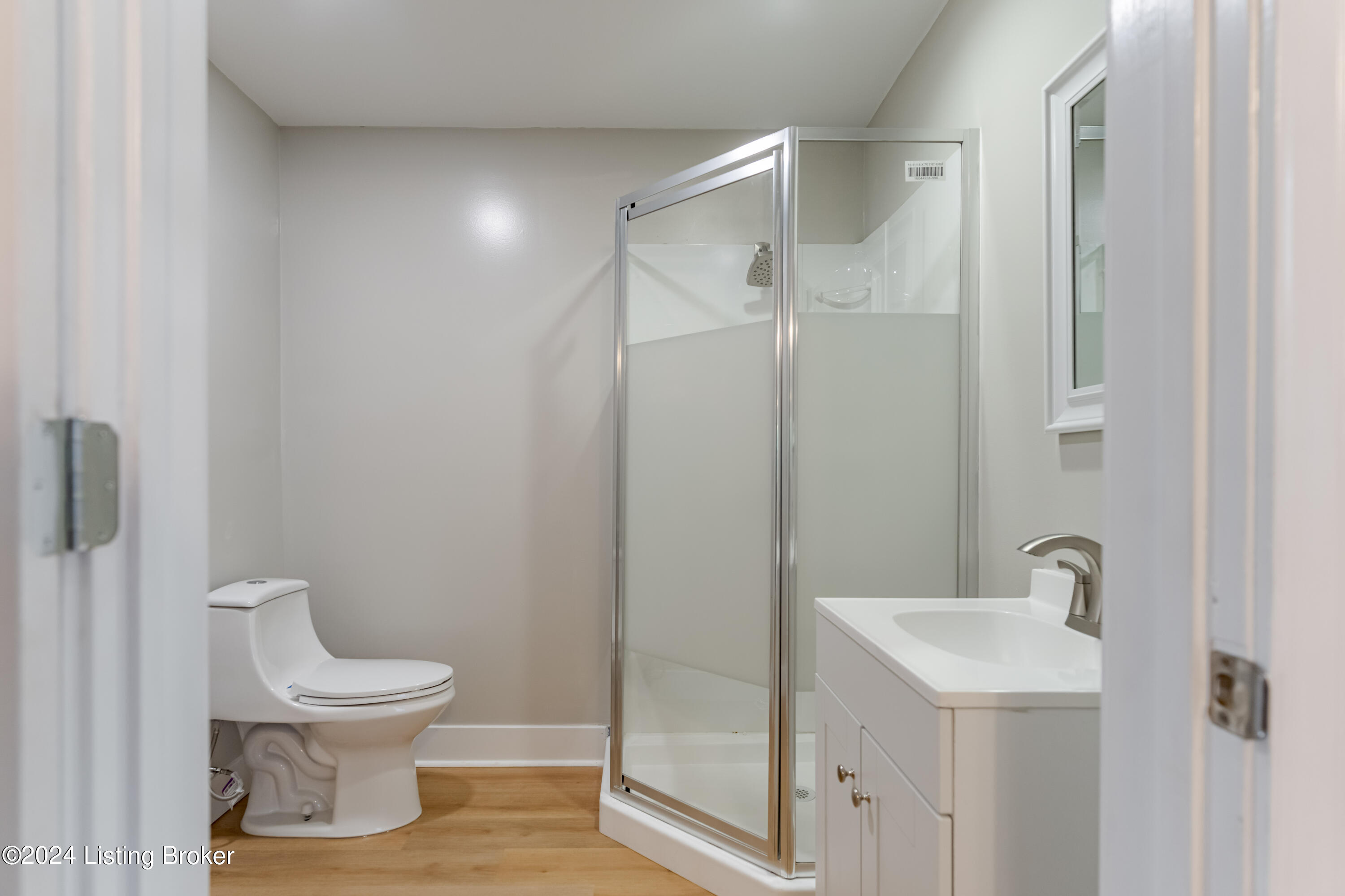 8914 Ferndale Road Louisville, KY 40291 - Photo 20 of 53 DSC06906
