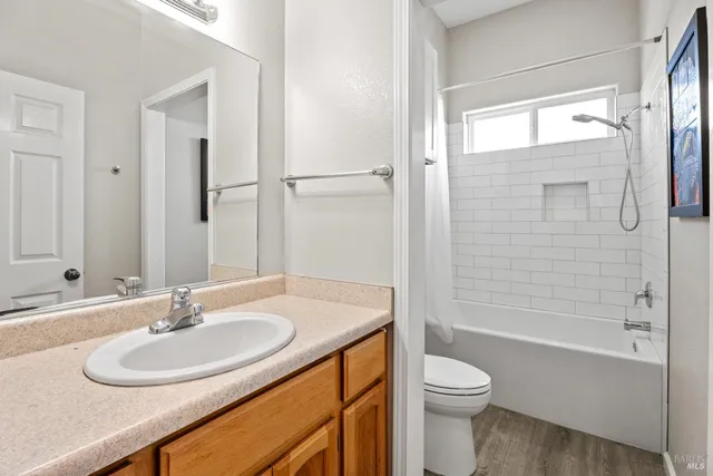 $1,765,000 | 9790 East Road, Redwood Valley, CA 95470