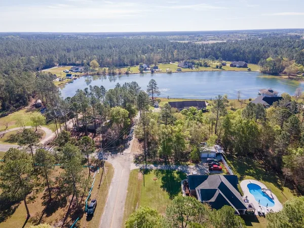 $449,500 | 110 Lake Ridge Drive, Baxley, GA 31513