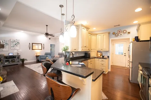 $449,500 | 110 Lake Ridge Drive, Baxley, GA 31513