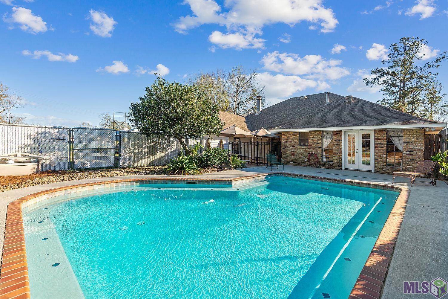13867 Cypress Ridge Avenue Baton Rouge, LA 70817 - Photo 5 of 16 Gallery Image 5