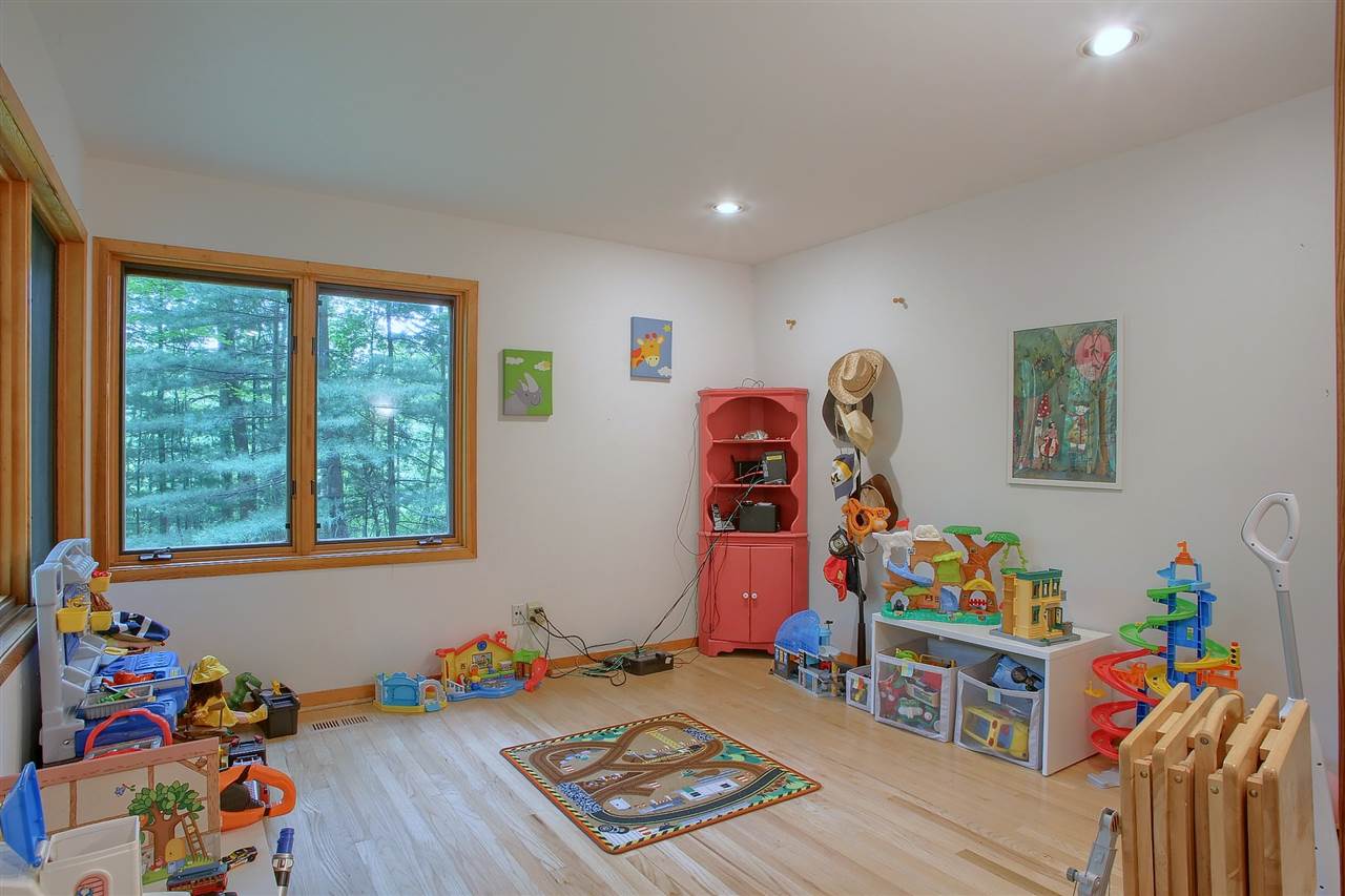 3190 Ray Road Oxford, MI 48370 - Photo 8 of 48