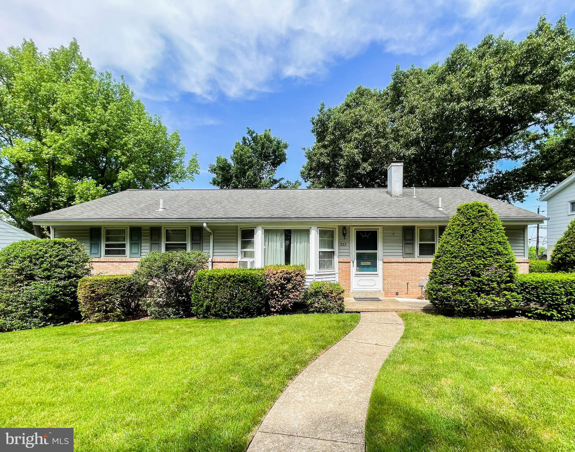322 South Miller Street Reading, PA 19607 - Photo 1 of 26