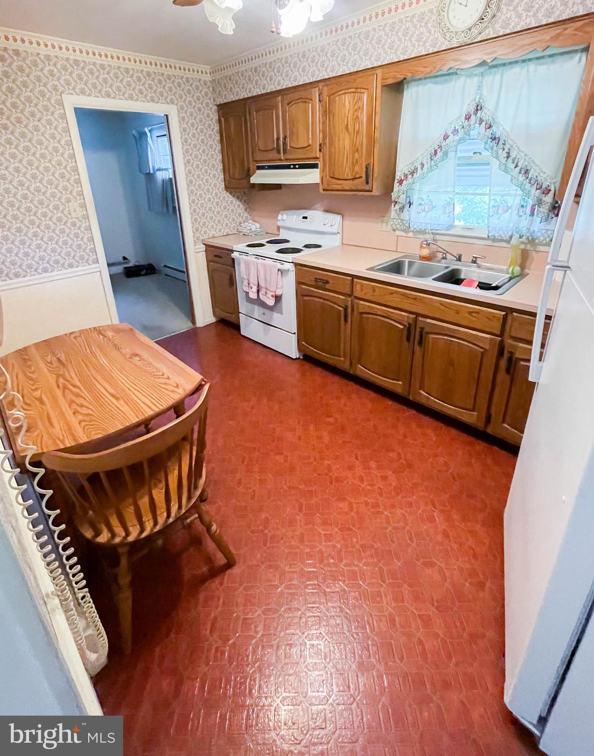 322 South Miller Street Reading, PA 19607 - Photo 11 of 26