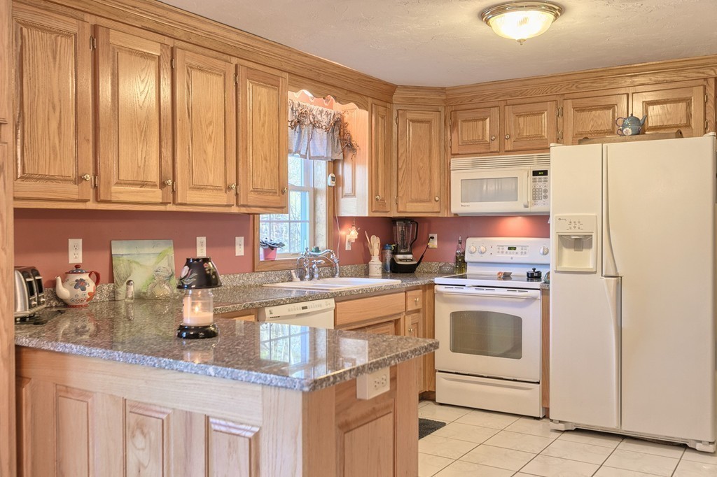 14 Whitmanville Road Westminster, MA 01473 - Photo 6 of 26 Gallery Image 6