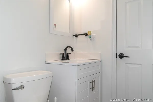 $259,900 | 407 Charlestown Memphis Road, Charlestown, IN 47111