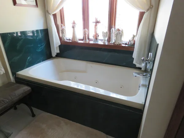 $699,000 | N8582 Pine Road, Beaver Dam, WI 53916