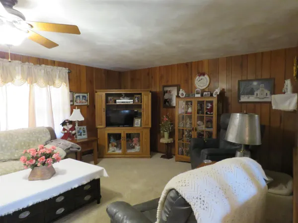 $699,000 | N8582 Pine Road, Beaver Dam, WI 53916