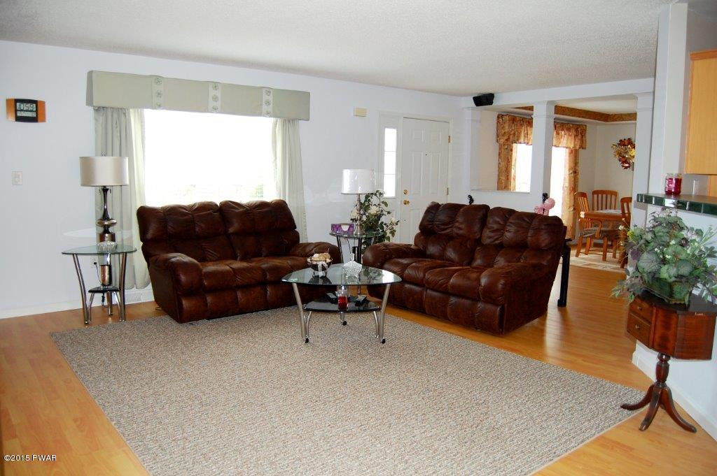 153 Deer Run Road Hawley, PA 18428 - Photo 10 of 44 Gallery Image 10