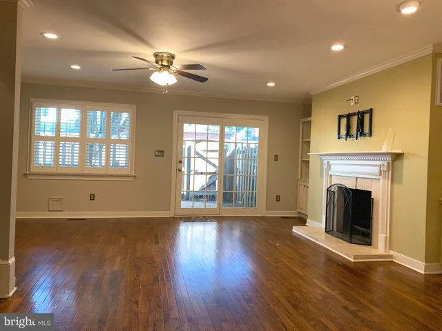 $2,500 | 1011 D Charles Street, Unit D, Fredericksburg, VA 22401