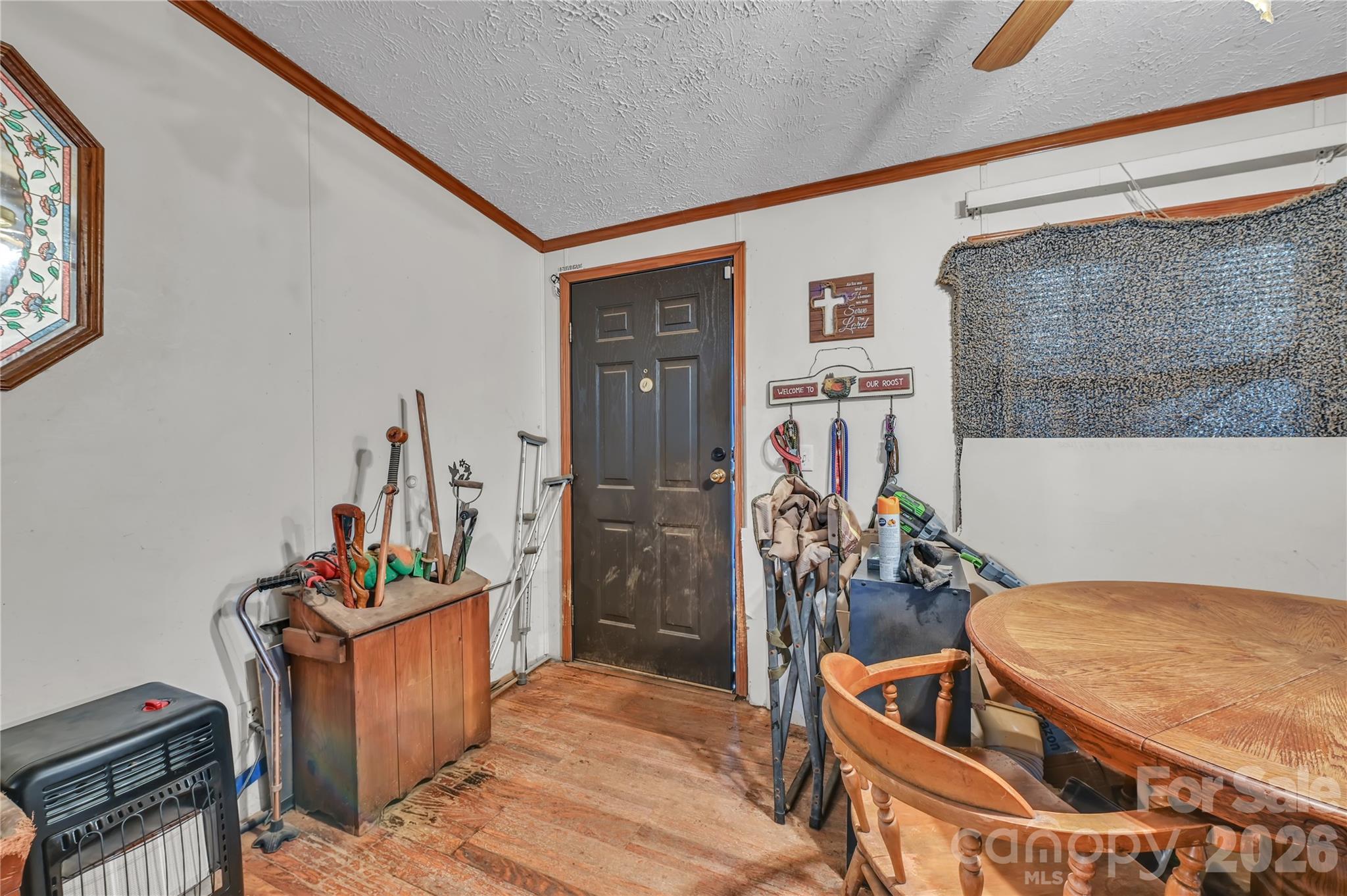 2571 Major Evans Road Lancaster, SC 29720 - Photo 16 of 19 a very nice looking room with many windows
