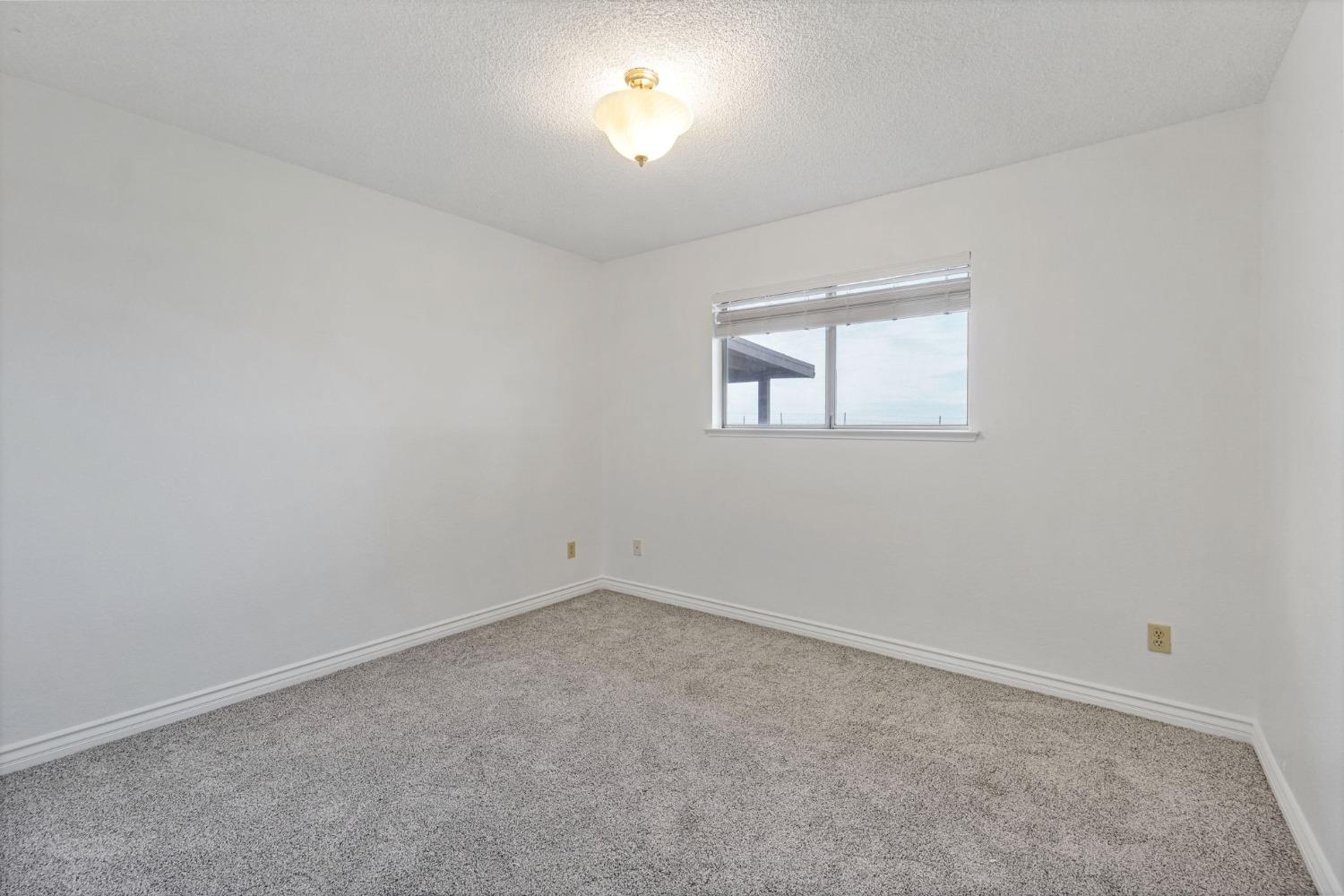 14418 Skyview Road Madera, CA 93636 - Photo 20 of 31 Gallery Image 20