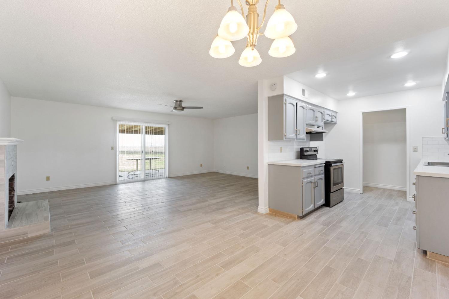 14418 Skyview Road Madera, CA 93636 - Photo 10 of 31 Gallery Image 10