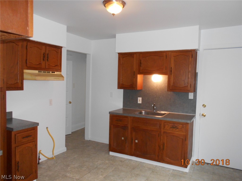 957 Stevenson Road Cleveland, OH 44110 - Photo 17 of 29