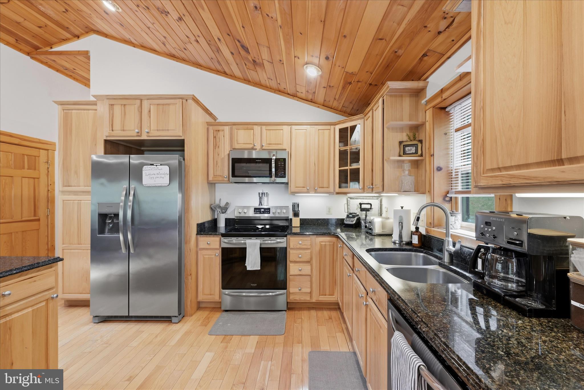 938 Fetchett Road Bentonville, VA 22610 - Photo 22 of 69 Kitchen