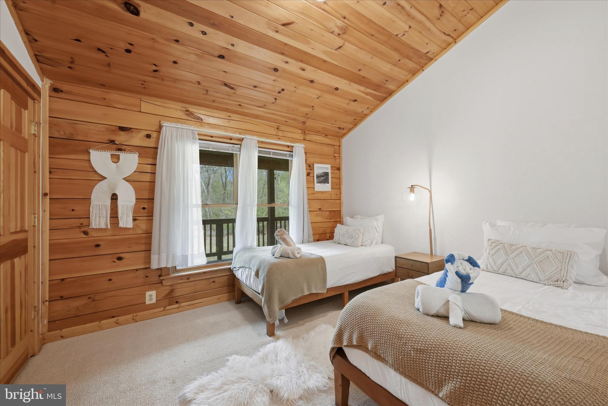 938 Fetchett Road Bentonville, VA 22610 - Photo 33 of 69 Bedroom #2