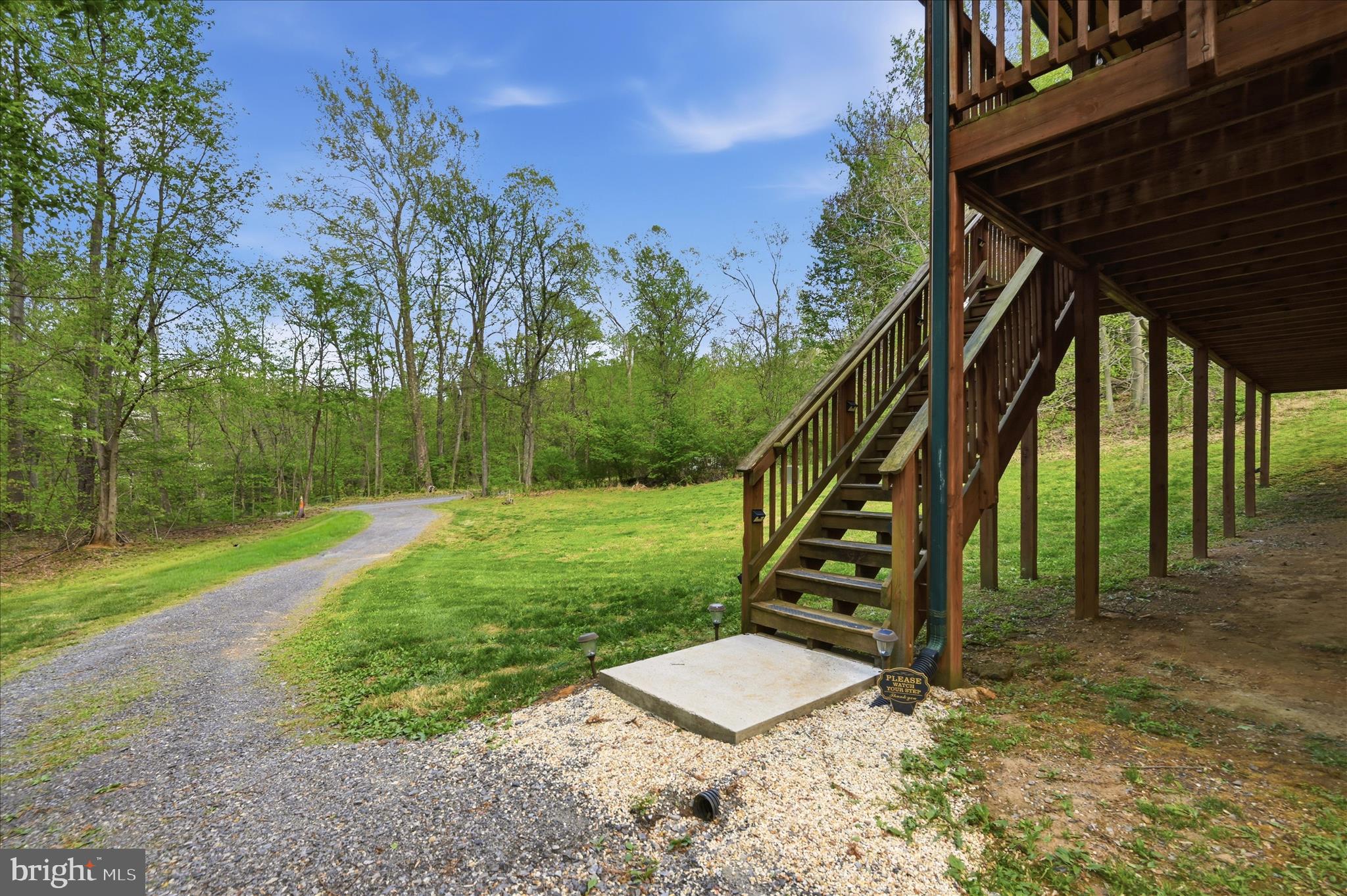938 Fetchett Road Bentonville, VA 22610 - Photo 4 of 69 Driveway