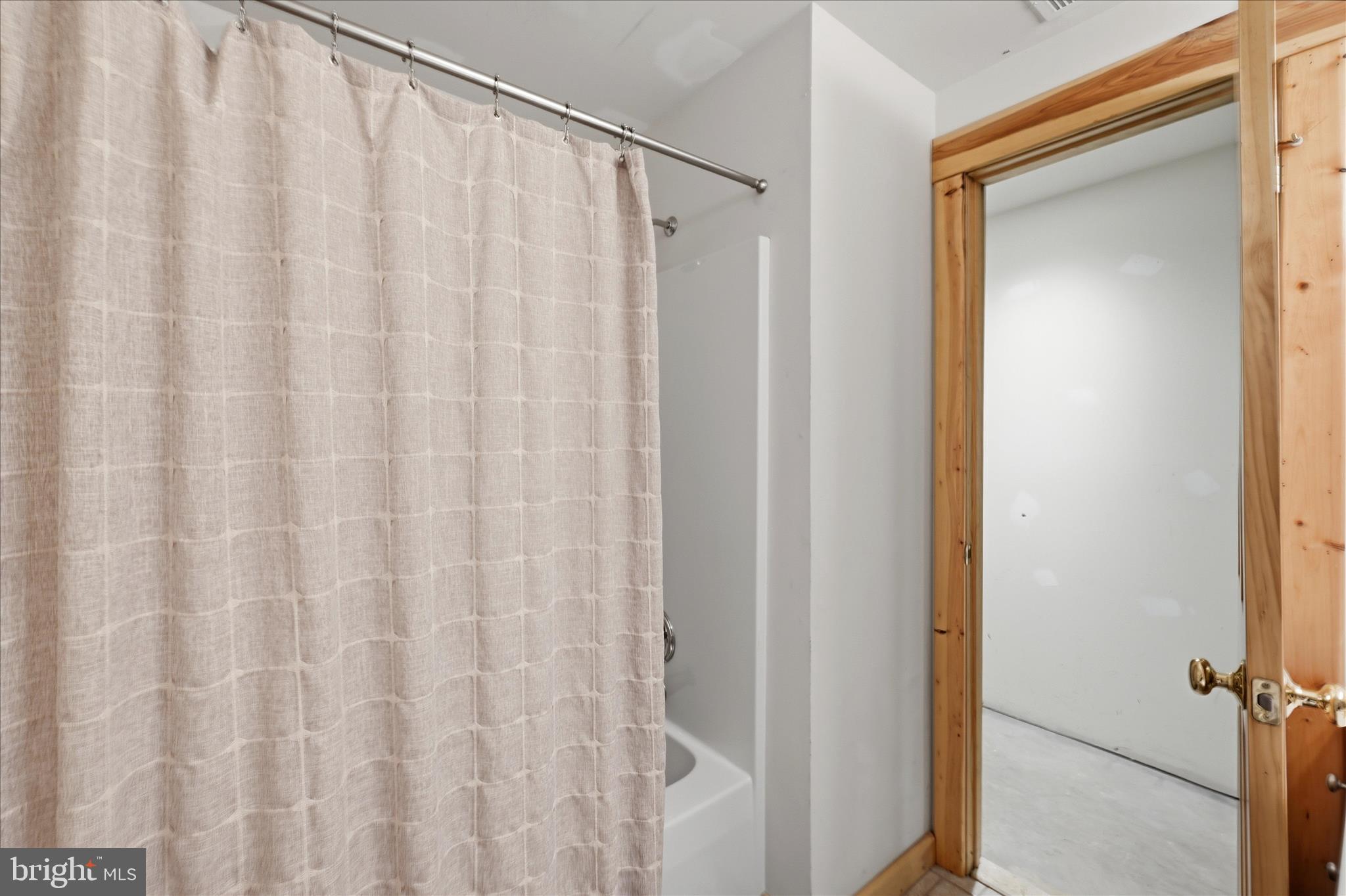 938 Fetchett Road Bentonville, VA 22610 - Photo 44 of 69 Basement Bathroom