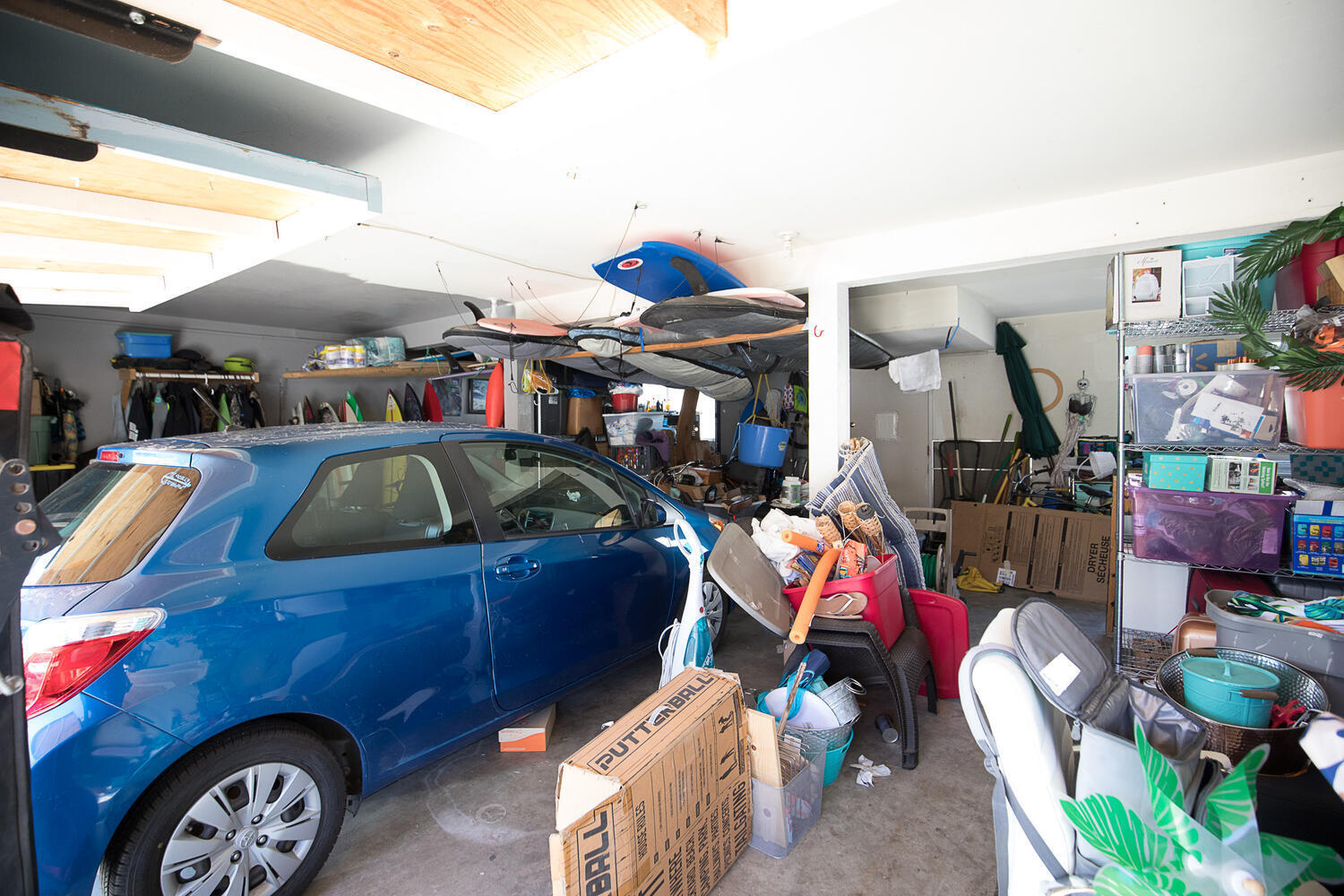 133 Burbank Avenue Oxnard, CA 93035 - Photo 37 of 40 a car is parked in front of a building
