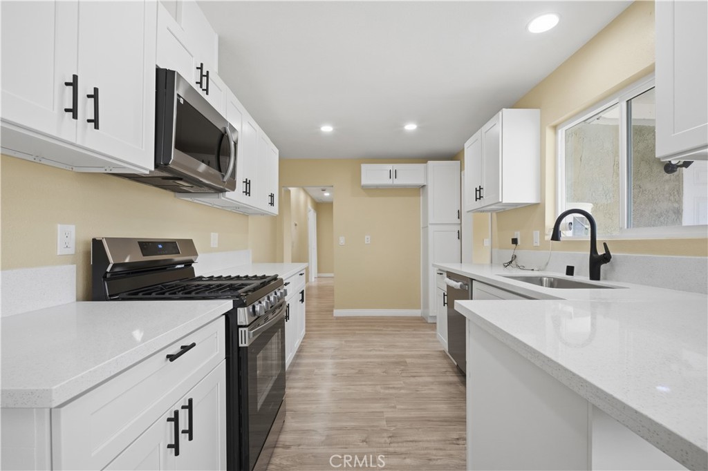 16657 Foothill Avenue Edwards, CA 93523 - Photo 13 of 26