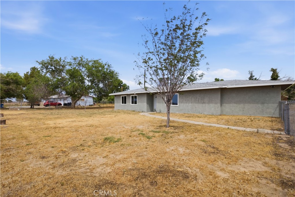16657 Foothill Avenue Edwards, CA 93523 - Photo 2 of 26