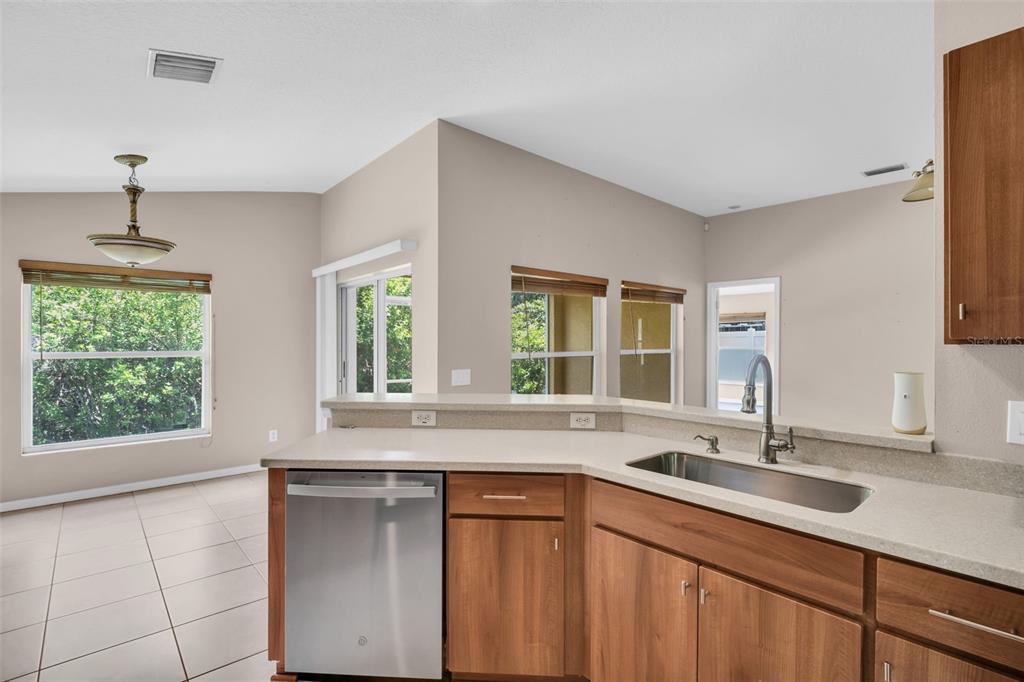 12415 Rustic View Court Tampa, FL 33635 - Photo 12 of 53