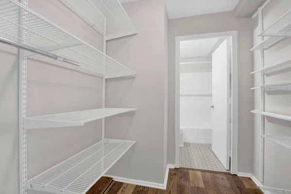 $135,000 | 6030 North Sheridan Road, Unit 1307, Chicago, IL 60660