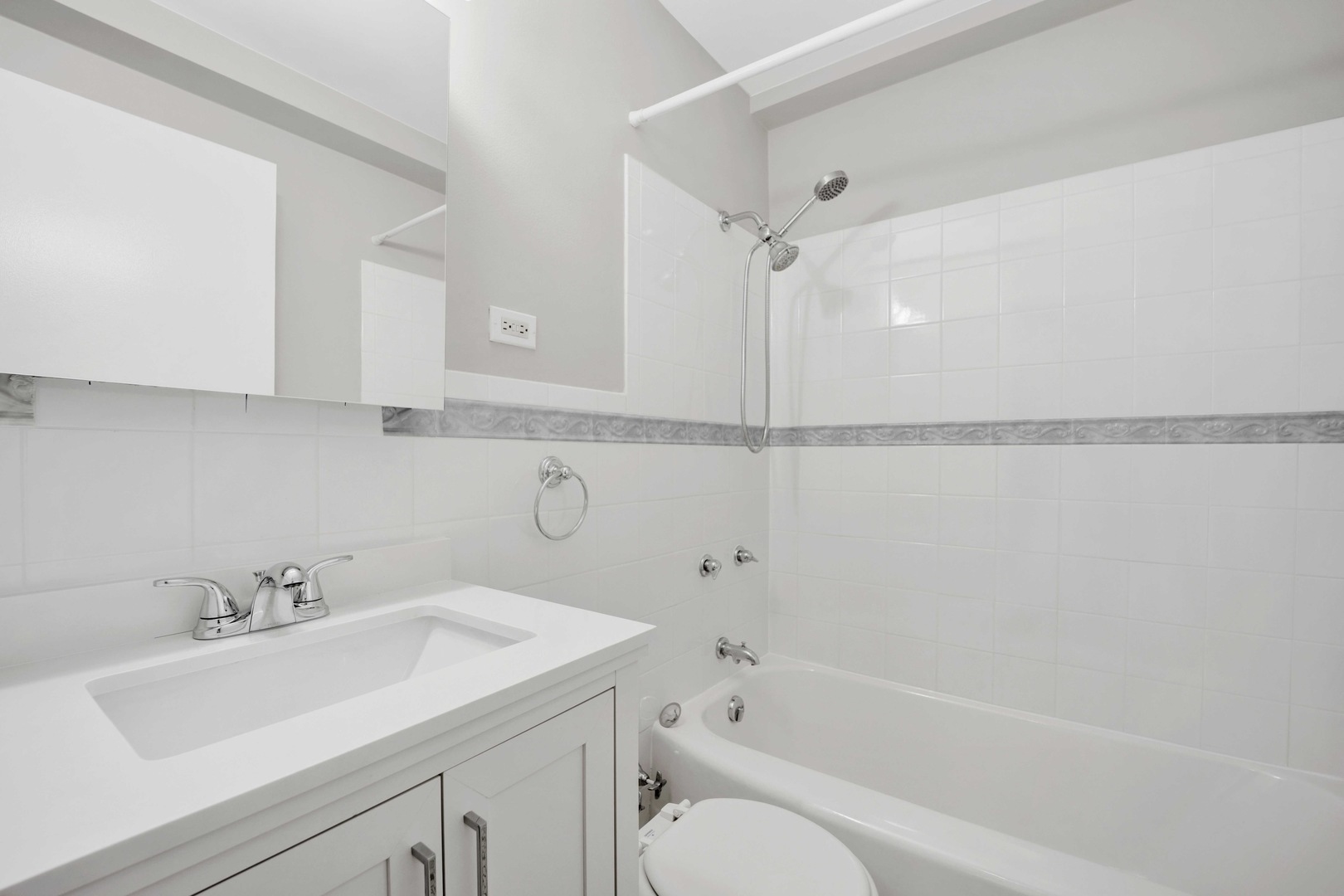 6030 North Sheridan Road, Unit 1307 Chicago, IL 60660 - Photo 15 of 18