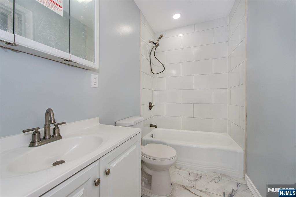 51 Riggs Place, Unit 1 South Orange, NJ 07079 - Photo 9 of 17