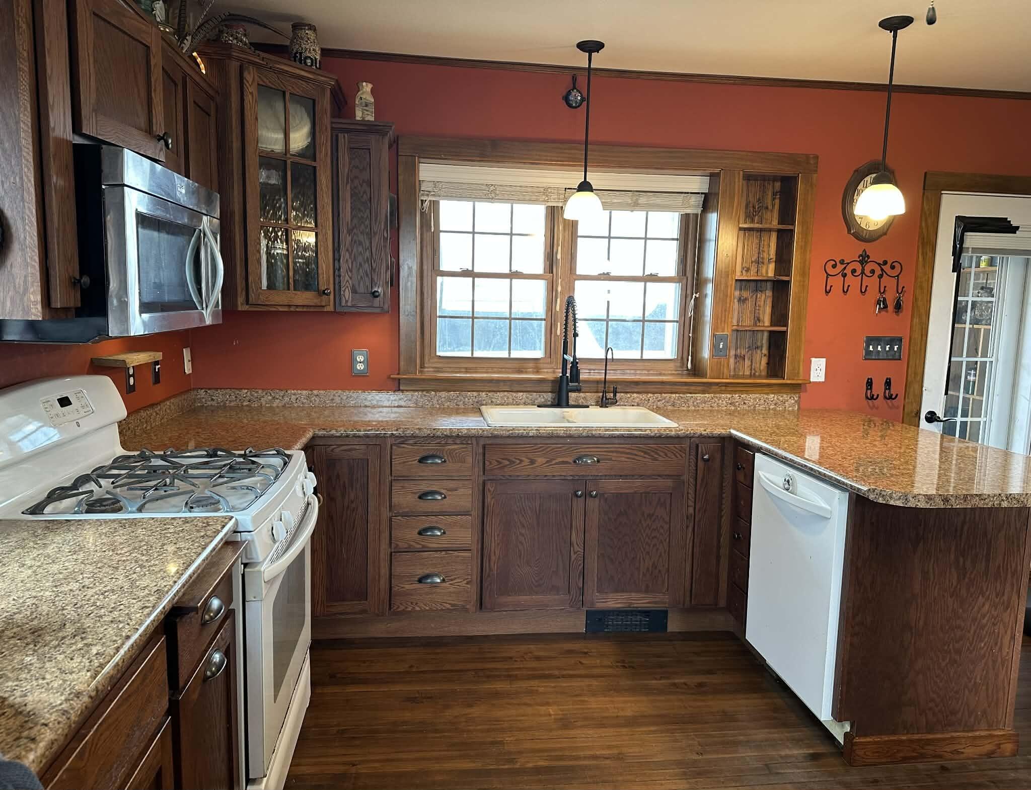 6919 County Rd C Newton, WI 54220 - Photo 8 of 30 1000035266