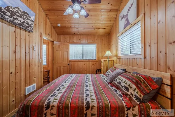$699,000 | 3812 Great Grey Owl, Island Park, ID 83429